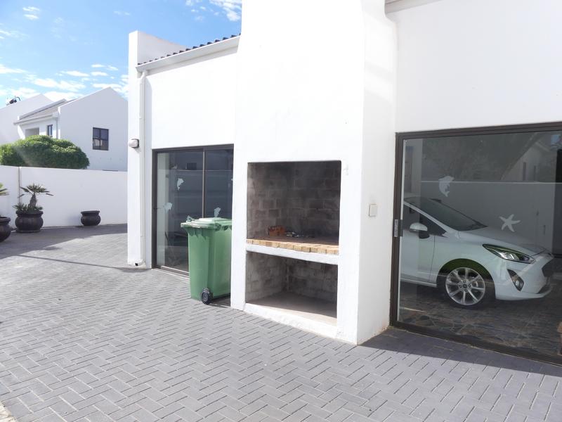 4 Bedroom Property for Sale in Golden Mile Western Cape